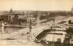 CPA Paris Vue panoramique du Pont Alexandre III et des Invalides 