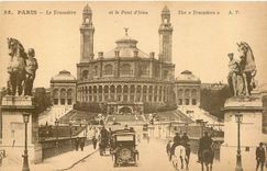 CPA Paris Le Trocadero et le Pont d'Iena 