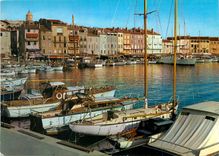 CPM La Cote d'Azur Saint Tropez Var Le Port Bateaux de peche