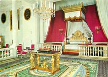 CPM Versailles Le Grand Trianon La Chambre de l'Imperatrice 