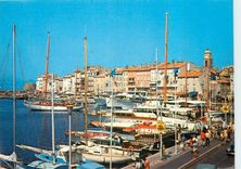 CPM Lumiere et Beaute de la Cote d'Azur Saint Tropez Vue pittoresque du port 