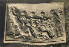 CPM Champagne Pommery & Greno Reims Jeunes maraudeurs Bas relief sculpte dans le craie 