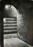 CPM Mumm et C Vincole de Champagne Reims Un Caveau 