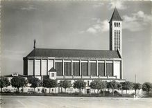 CPM Les Merveilles du Val de Loire Blois Loir et Cher Basilique Notre Dame de la Trinite 