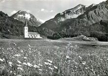 CPM Maloja Blick auf das Kirchlein und Monte del Forno 