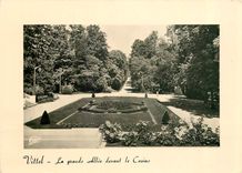 CPM Vittel La grande Allee devant le casino
