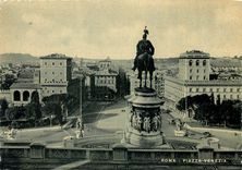CPM Roma Place Venezia et Monument a Victor Emmanuel