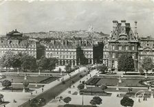 CPM La butte Montmartre vue du palais du Louvre