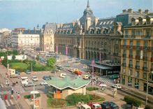 CPM Rennes (Ille et Laine) Le Palais du Commerce
