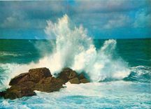 CPM Couleurs et Lumiere de France Effet de vague par gros temps