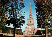 CPM Luchon (Vendee) La Cathedrale