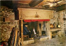 CPM En Parcourant Nos Campagnes 