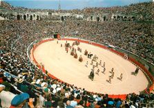 CPM Nimes Les arenes Le Paseo 