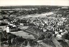 CPM Ancy le Franc Yonne Vue aerienne et le Chateau des Ducs de Clermont Tonnerre 