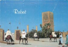 CPM Maroc Infini Rabat Tour Hassan La releve de la garde 