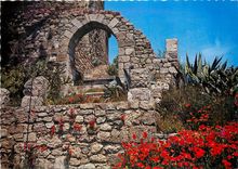 CPM La Provence Medievale Mediaeval Provence Portique aux abords de la Tour Sarrasine 