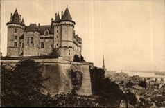 Saumur CPA the castle