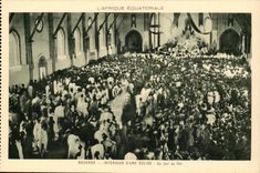 Africa-Africa Uganda the 1st Communion the children autor of the dish of faªtes: each one will be been useful on a sheet-CPA