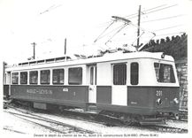 CPM Devant le depot du chemin de fer AL 