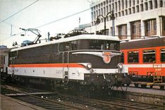 CPM Paris Nord BB 16047 en tete du 2215