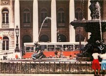 CPM Bus in the main square of Lisbon 