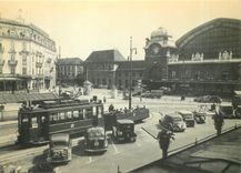 CPM Centralbahnplatz Basel mit Be 2 2 141 und Badwannli