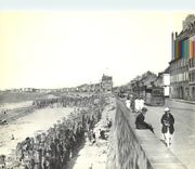 CPM Chaussee du Sillon le tramway a vapeur se dinge vers l'Esplanade St Vincent 