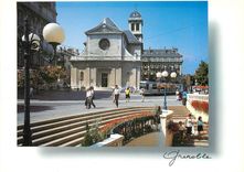 CPM Grenoble Isere Place Felix Poulat Eglise Saint Louis 