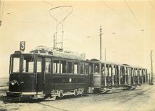 CPM Be 2/2 28 B. ST. B. mit 2 Sommerwagen der Serie 265-293