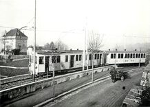 CPM BCFe 4/4 1 train pour Montreux au P.N. des Collndalles et chateau du Chatelard - 1902
