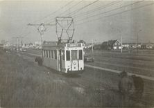 CPM Motrice Standard 9994 (ex Anvers) entre Bredene et Zeebruges affectee au service des Voies et Tr