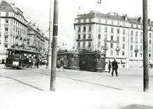 CPM Geneve place de Cornavin Ce 2/2 No.1 128 et 122 vers 1930