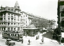 CPM Geneve rue du Marche (station de Molard) Ce 2/4 68 avril 1934