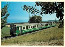 CPM Bt 52 B4 62 et Be 4/4 12 sous le chateau de Chardonney