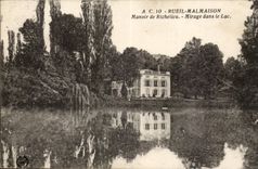 Rueil malmaison CPA Manor of Richelieu Mirage in the lake