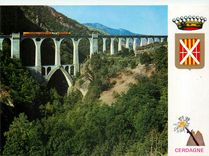 CPM Le petit train jaune sur le pont Séjourné