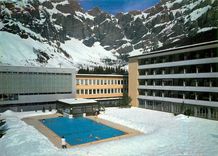 CPM Leukerbad Loeche les Bains Rheums Klinik mit Thermal Aussenbad Gemmipass 