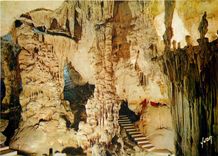 CPM Grotte des Demoiselles La Caverne Merveilleuse Acces des Pionniers