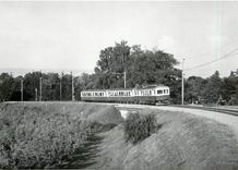 CPM Train pour Biere a Morges pres du viaduc sur l'autoroute 7.7.1975