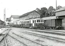 CPM Train pour Bercher en gare d'Echallens 1963