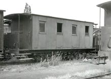 CPM Voiture a essieux a Caudry 1955