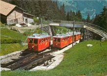 CPM Bundesfeiertag - ein Grossvekehrstad bei der Pilatusbahn PB: in der Ausweichstation Aemsigen sin