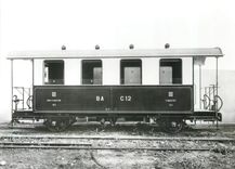 CPM Die beiden schmucken Personenwagen C 11 und 12 von SWS blieben waehrend des gessamten Bestehens 