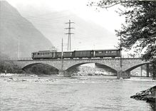 CPM Train pour Mesocco franchissant la Moesa près de Castione