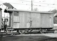 CPM K101 au depot de worb 8.4.1956 photo J-J Meltzer