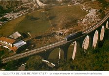 CPM CHEMINS DE FER DE PROVENCE -Le viaduc en courbe et l'ancien moulin de Méailles
