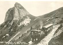 CPM Train pour les Rochers de Naye entre Crêt-d'y-Bau et Jaman vaer 1925