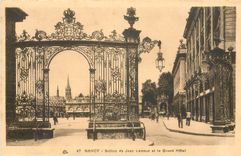 CPA NANCY-Grilles de Jean Lamour et le Grand Hotel