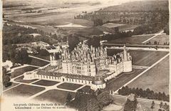 CPA Les grands Chateaux des bords de la Loire Chambord Le Chateau vu d'avion 