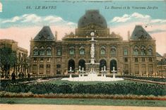 CPA Le Havre La Bourse et le Nouveau Jardin 